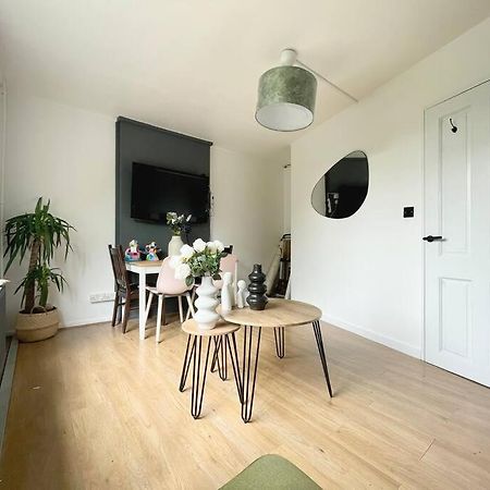 Stylish 2 Bedroom Flat In Angel Central Location London Exterior photo