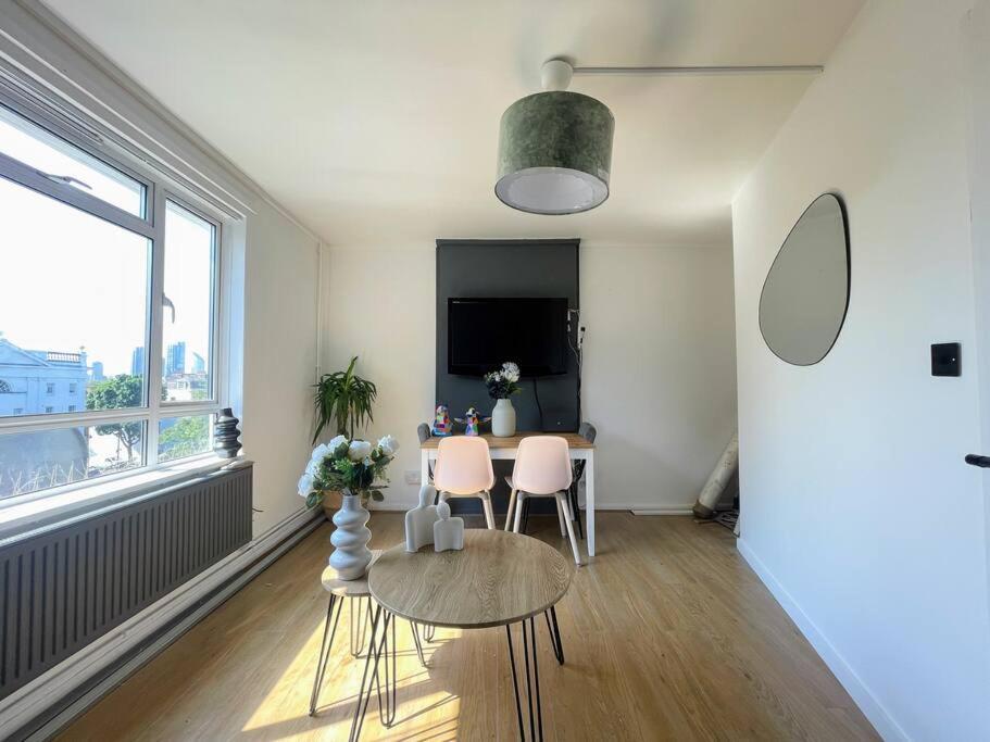 Stylish 2 Bedroom Flat In Angel Central Location London Exterior photo