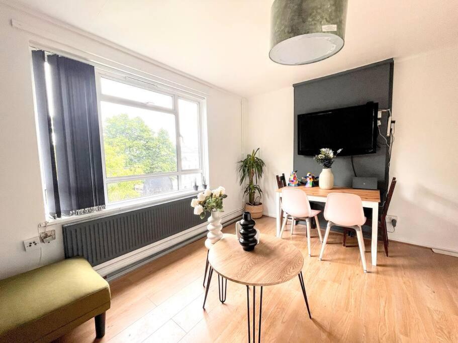 Stylish 2 Bedroom Flat In Angel Central Location London Exterior photo