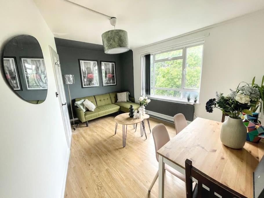 Stylish 2 Bedroom Flat In Angel Central Location London Exterior photo